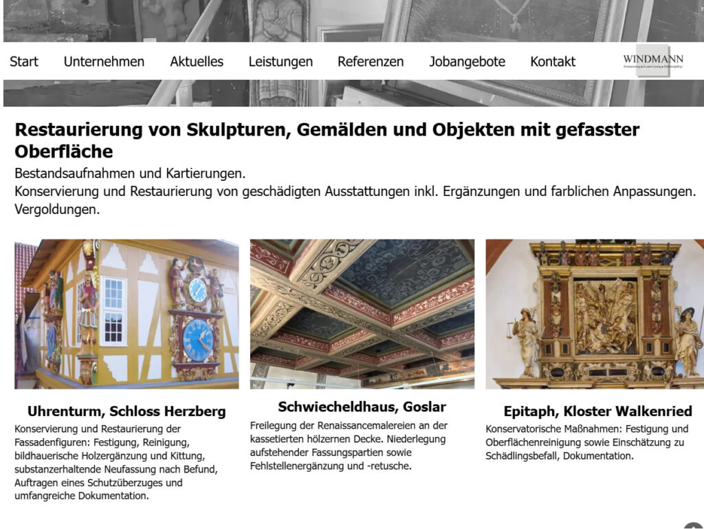 Uhrenturm, Schloss Herzberg Konservierung und Restaurierung der Fassadenfiguren: Festigung, Reinigung, bildhauerische Holzergänzung und Kittung, substanzerhaltende Neufassung nach Befund, Auftragen eines Schutzüberzuges und umfangreiche Dokumentation.