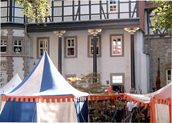 Markt im Welfenschloss Herzberg – Kulturdenkmal & Museum